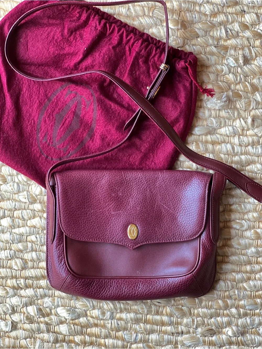 Cartier Vintage Bordeaux Burgundy Leather Crossbody Bag - Shoulder bag